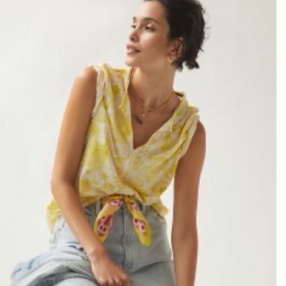 Pilcro Spliced Neck Tee Yellow Floral Anthropologie V-Neck Cotton Modal Size M